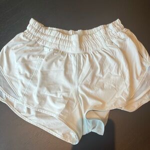 Lululemon hottie hot shorts 2.5 inseam!